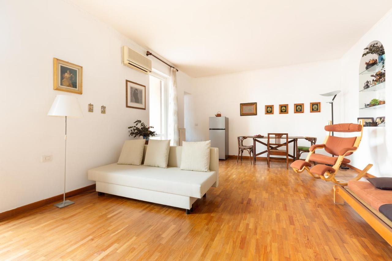 Cozy Apt With Balcony - Porta Romana District Milano Ngoại thất bức ảnh